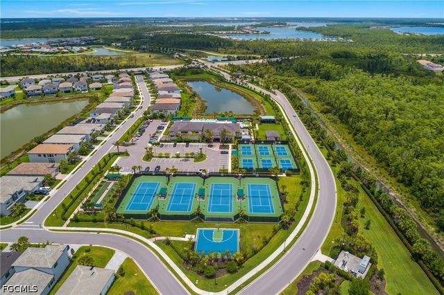 12733 Caballo CT, Estero, FL 33928