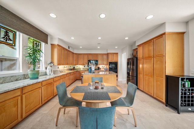 1420 Kilreny Ct, Folsom, CA 95630