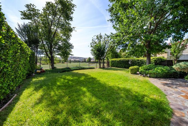 1420 Kilreny Ct, Folsom, CA 95630