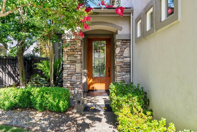 1420 Kilreny Ct, Folsom, CA 95630