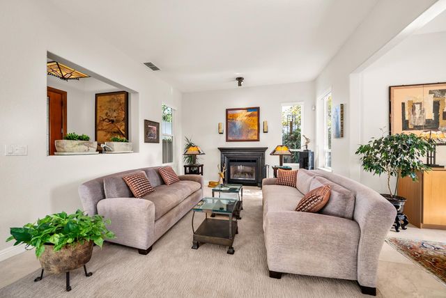 1420 Kilreny Ct, Folsom, CA 95630