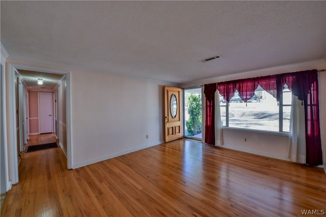 5101 Applewood, Northport, AL 35473