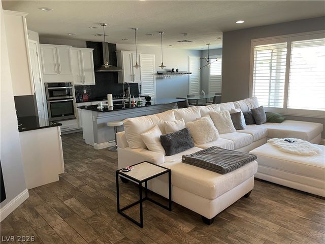 9544 Wild Valley Avenue, Las Vegas, NV 89148