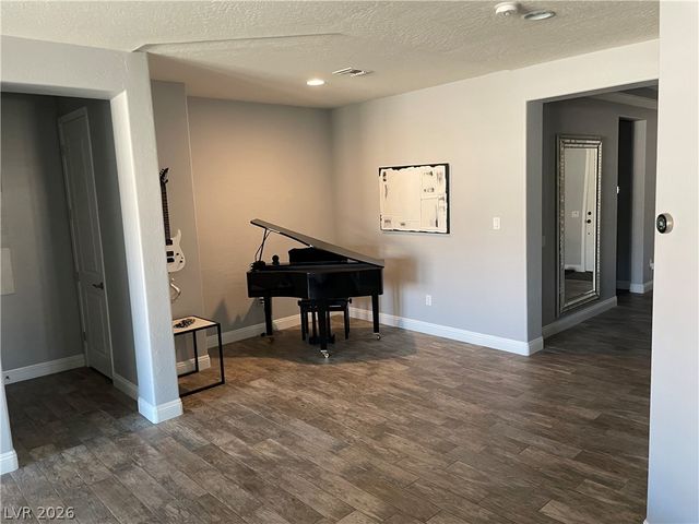 9544 Wild Valley Avenue, Las Vegas, NV 89148