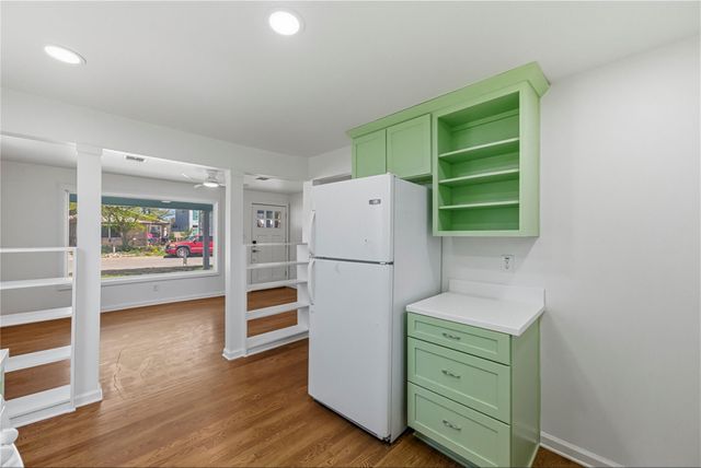 503 W Croslin ST, Austin, TX 78752