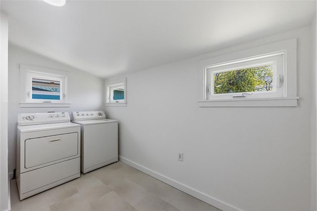 503 W Croslin ST, Austin, TX 78752