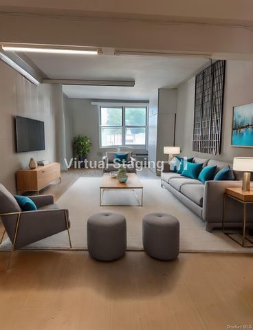 142-05 Roosevelt Avenue 331, Flushing, NY 11354