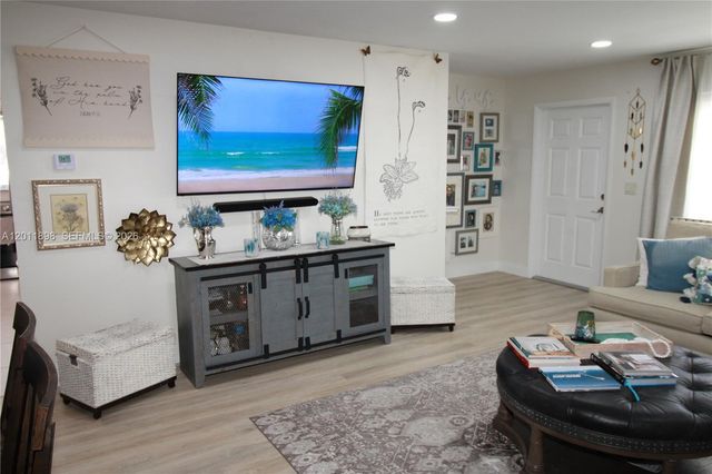 1511 Alfred Drive, Boynton Beach, FL 33426