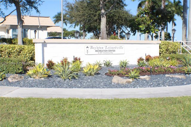 1511 Alfred Drive, Boynton Beach, FL 33426