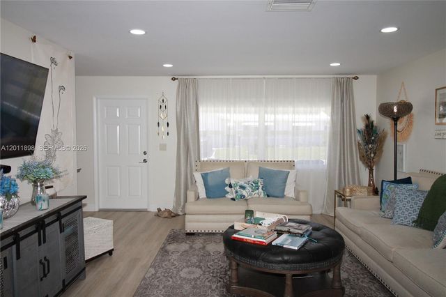 1511 Alfred Drive, Boynton Beach, FL 33426