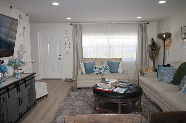 1511 Alfred Drive, Boynton Beach, FL 33426