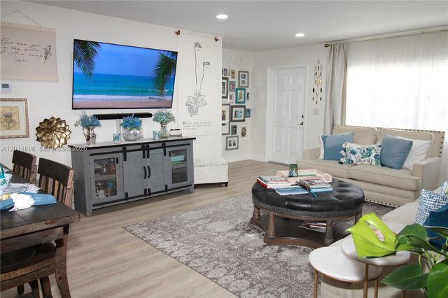 1511 Alfred Drive, Boynton Beach, FL 33426