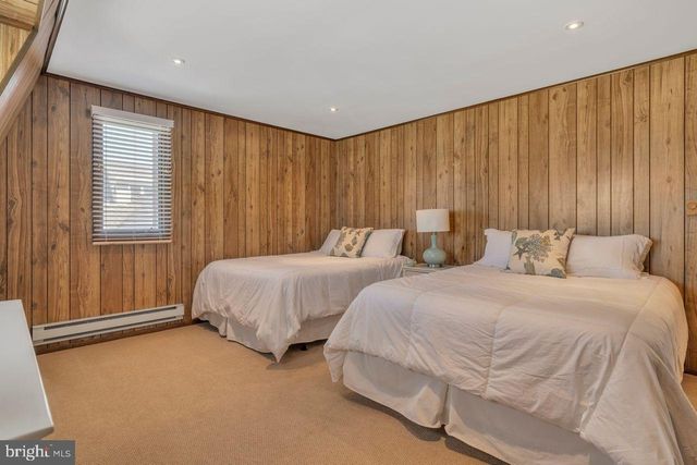 274 S 1ST ST, Surf City, NJ 08008
