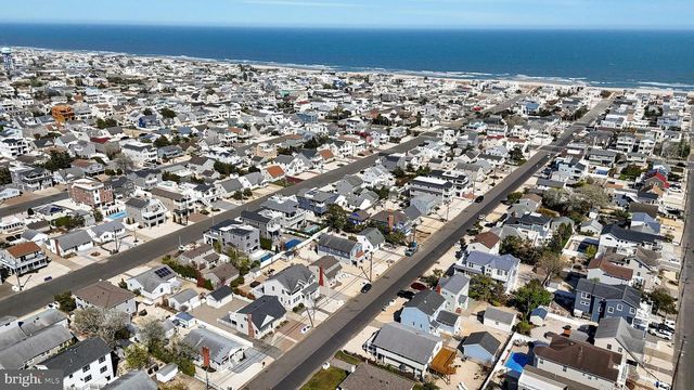 274 S 1ST ST, Surf City, NJ 08008