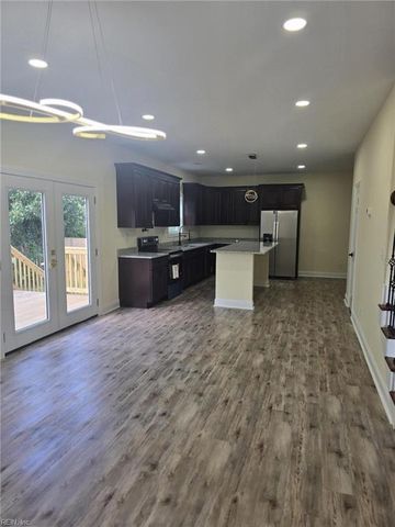 3819 Pretty Lake AVE, Norfolk, VA 23518