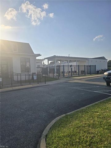 3819 Pretty Lake AVE, Norfolk, VA 23518
