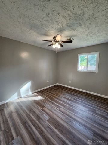 20 Ramona Drive, Fairborn, OH 45324