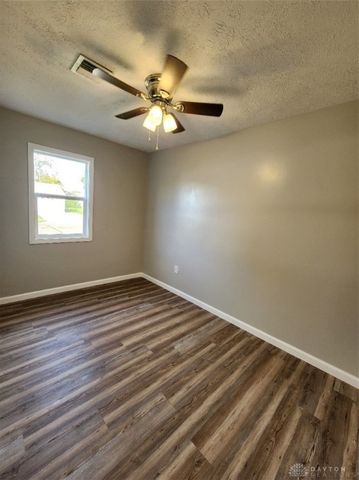 20 Ramona Drive, Fairborn, OH 45324