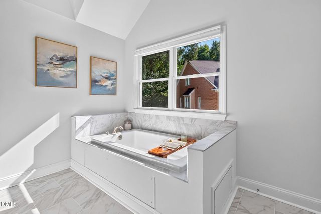 106 Aberson Court, Cary, NC 27519