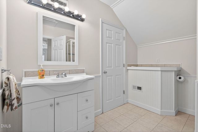 106 Aberson Court, Cary, NC 27519