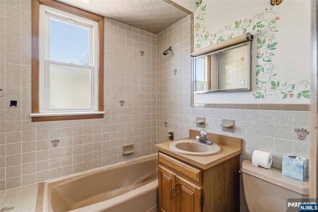 165-167 Dundee Avenue, Paterson, NJ 07503