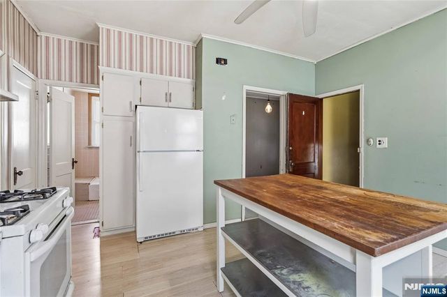 165-167 Dundee Avenue, Paterson, NJ 07503