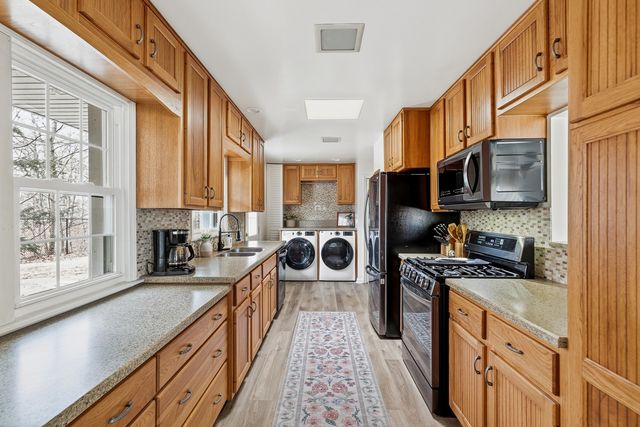 1700 46th Street, Moline, IL 61265