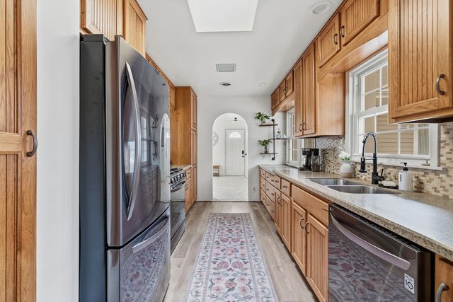 1700 46th Street, Moline, IL 61265