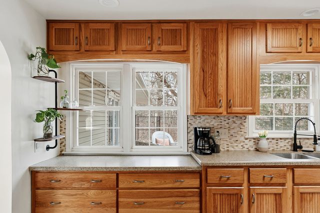 1700 46th Street, Moline, IL 61265