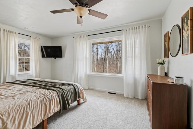 1700 46th Street, Moline, IL 61265