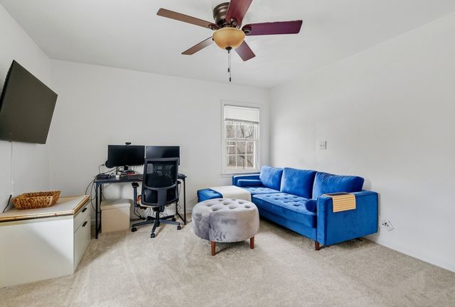 1700 46th Street, Moline, IL 61265