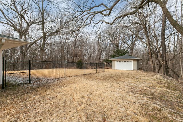 1700 46th Street, Moline, IL 61265