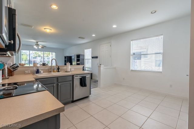 15958 Marcello CIR 249, Naples, FL 34110