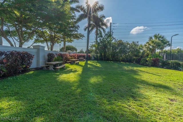 15958 Marcello CIR 249, Naples, FL 34110