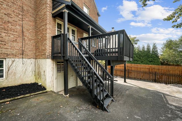 508 Levassor Place, Covington, KY 41014