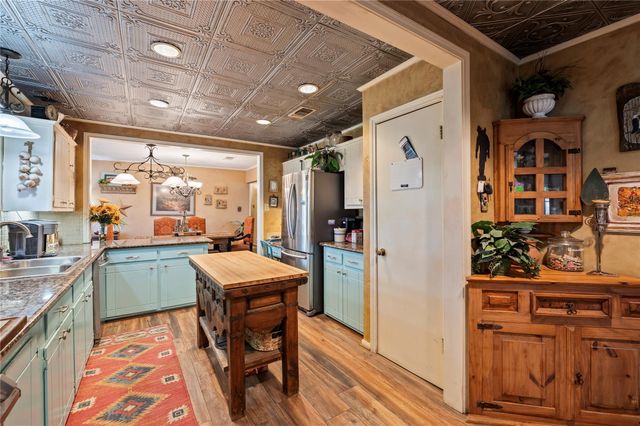 1046 Fm 517 Road, Alvin, TX 77511