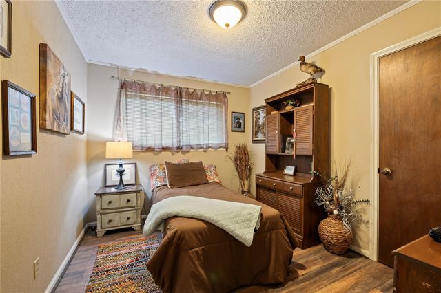 1046 Fm 517 Road, Alvin, TX 77511