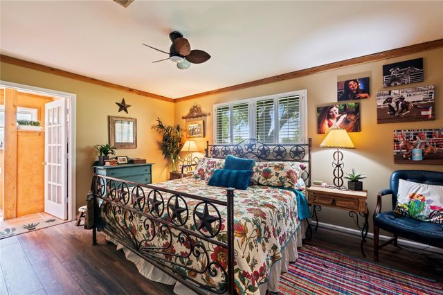 1046 Fm 517 Road, Alvin, TX 77511