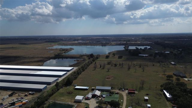 1046 Fm 517 Road, Alvin, TX 77511