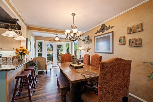 1046 Fm 517 Road, Alvin, TX 77511