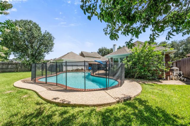 1343 Remington Crest Drive, Houston, TX 77094