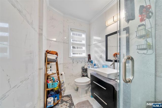 340 Paterson Avenue, East Rutherford, NJ 07073