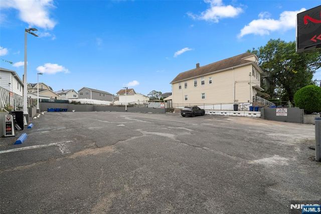 340 Paterson Avenue, East Rutherford, NJ 07073