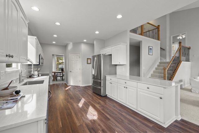 6729 Mill Springs Court, Dublin, OH 43016