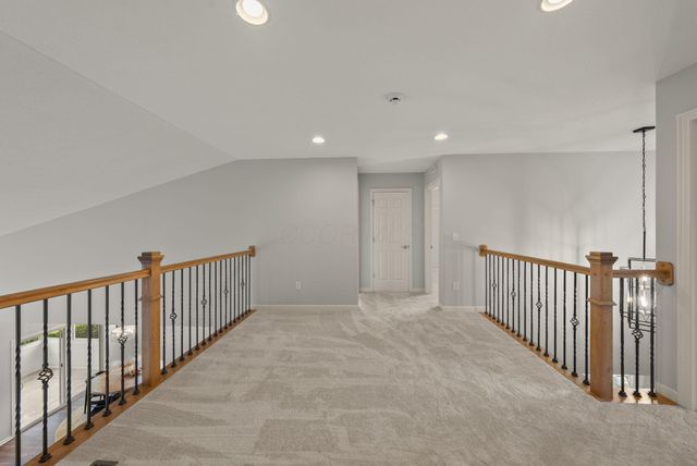 6729 Mill Springs Court, Dublin, OH 43016