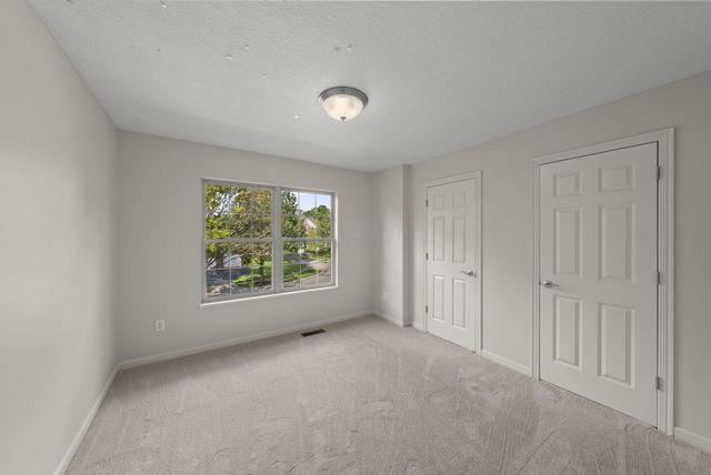 6729 Mill Springs Court, Dublin, OH 43016