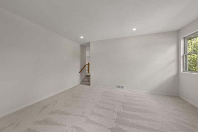 6729 Mill Springs Court, Dublin, OH 43016