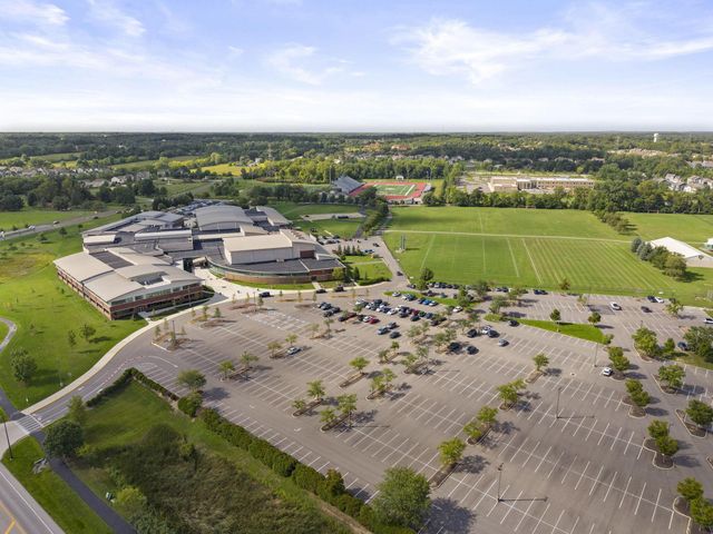 6729 Mill Springs Court, Dublin, OH 43016