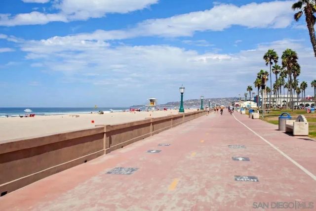 819 Kennebeck Ct, San Diego, CA 92109