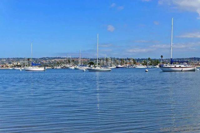 819 Kennebeck Ct, San Diego, CA 92109